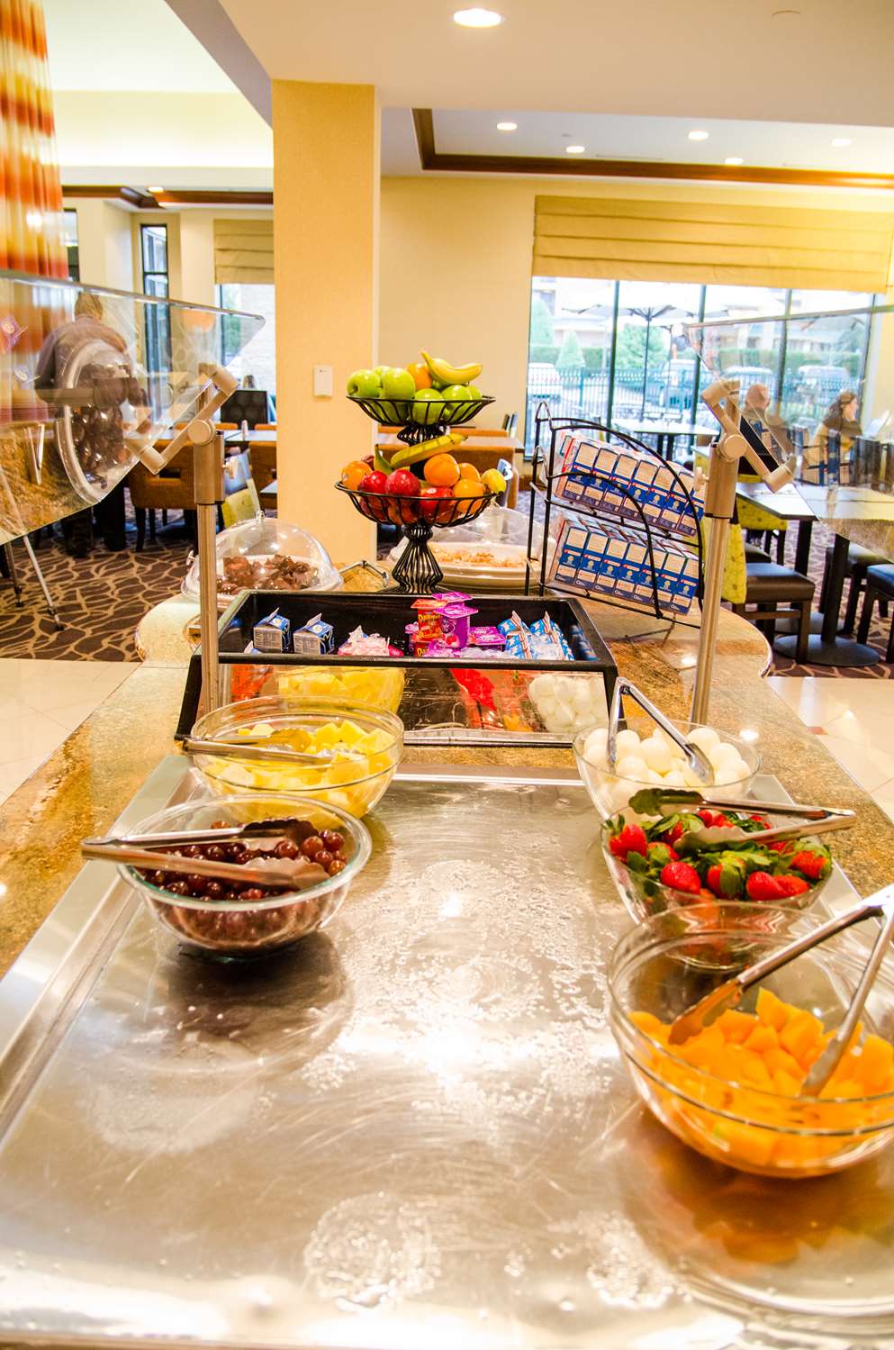 Фото Hilton Garden Inn Bowling Green