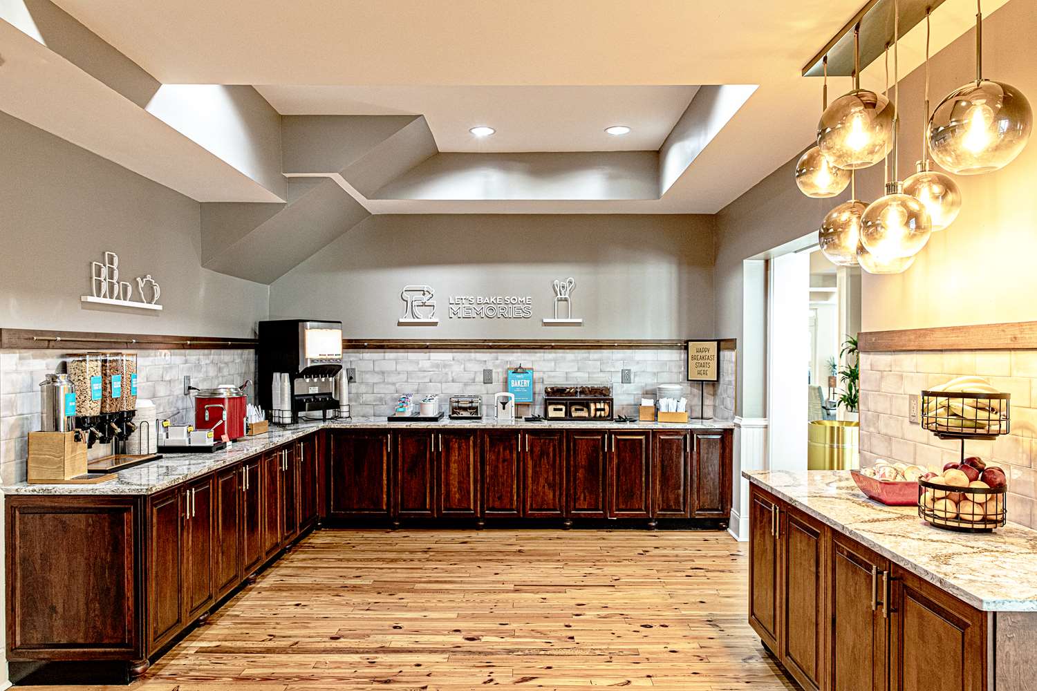 Фото Hampton Inn & Suites Charleston/West Ashley