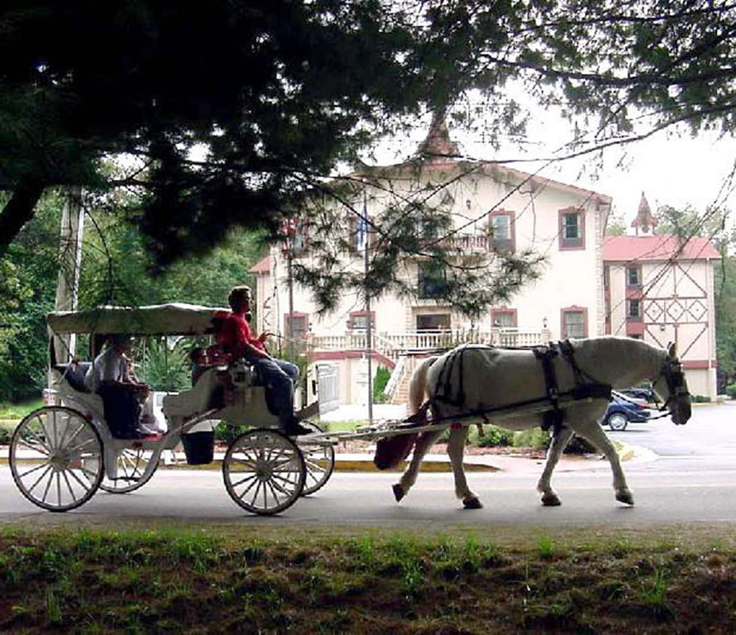 Фото Hampton Inn Helen