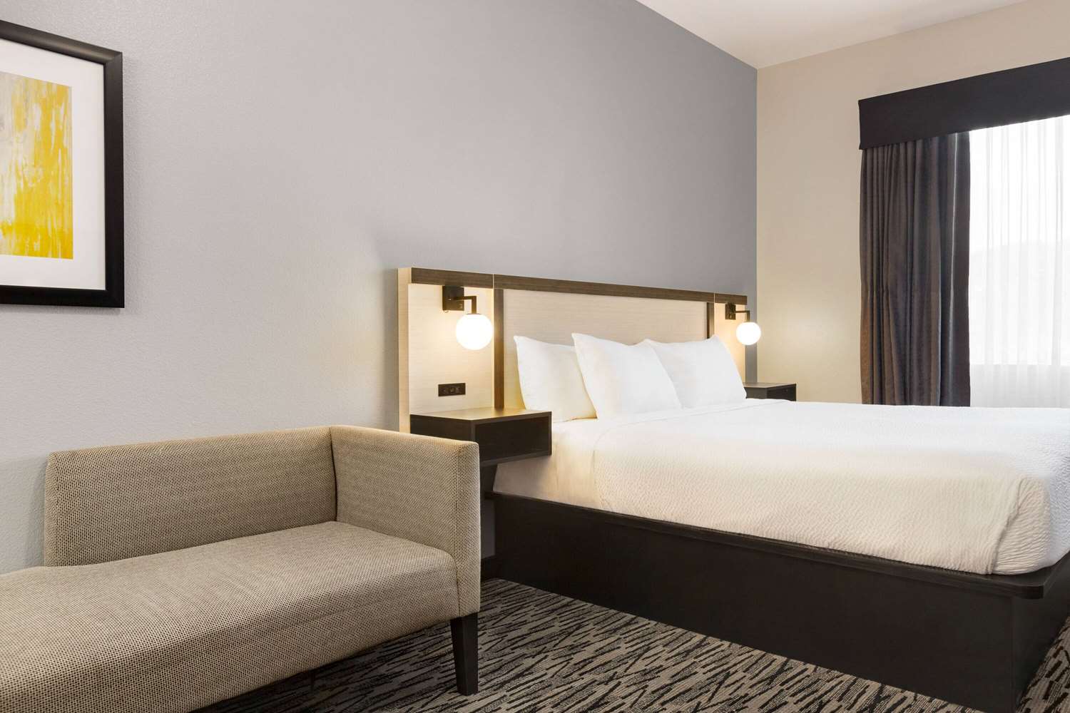 Фото Ramada by Wyndham Marina