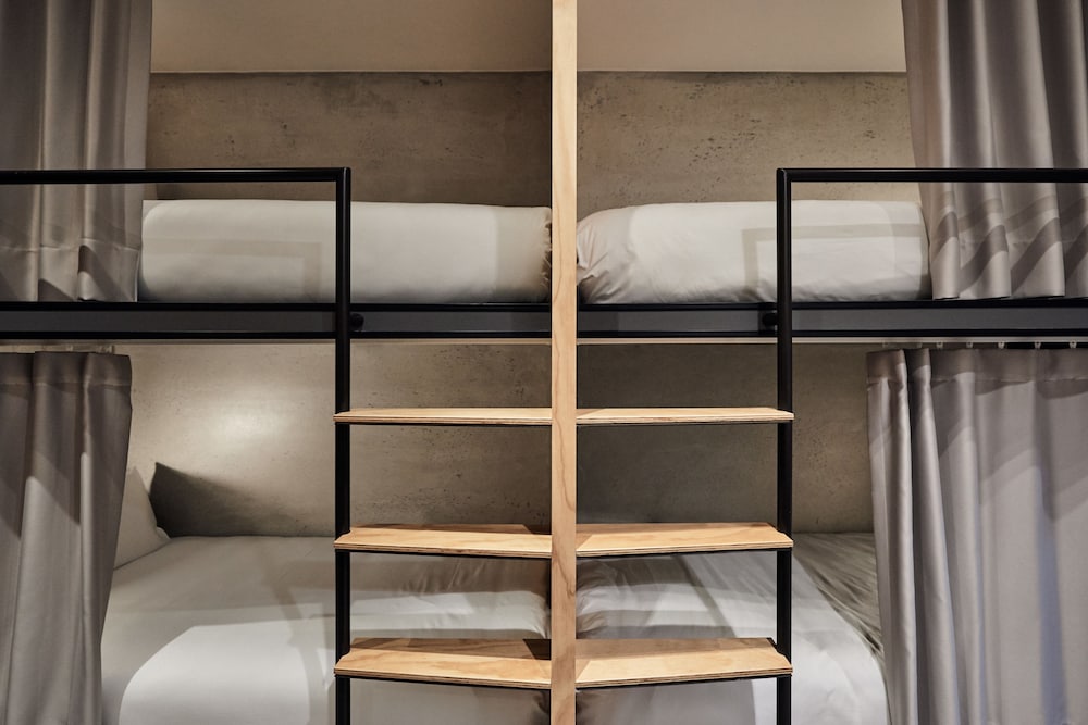 Фото Waterfront Hotel