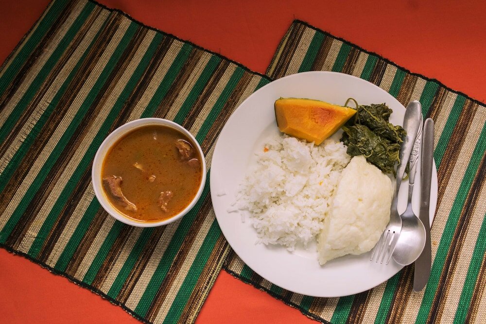 Фото Raja Excelsior Hotel