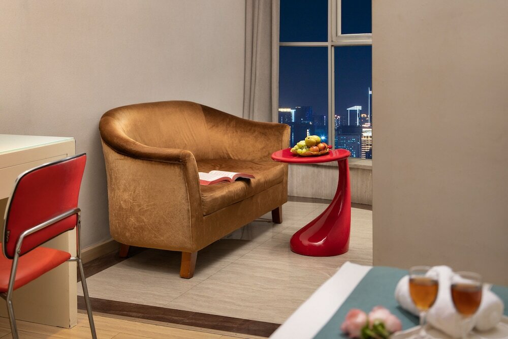 Фото Kaiserdom Hotel