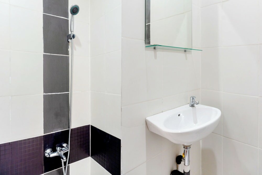 Фото Oyo 617 Sukaraja Residence Syariah