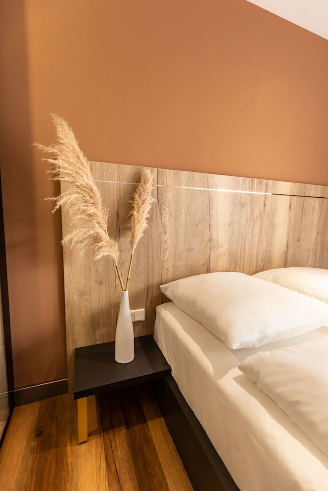 Фото 24Seven Hotel Schwabach