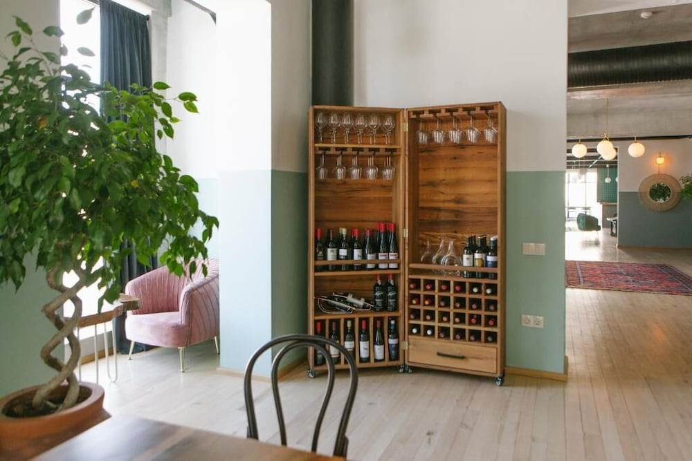 Фото Intourist Kazbegi