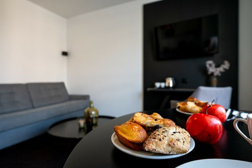 Фото Nemea Appart Hotel Résidence Europe Velizy Villacoublay