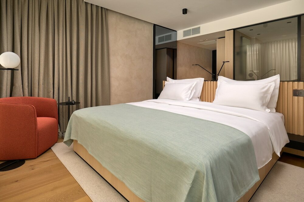 Фото Hotel Ambasador