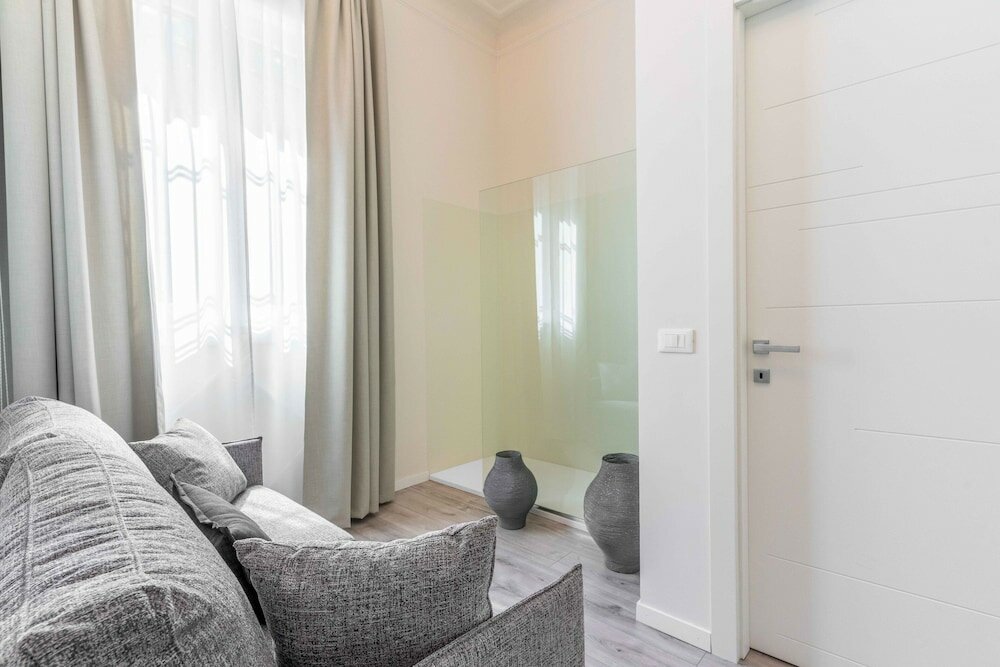 Фото Meneghina Suites Foresteria Lombarda