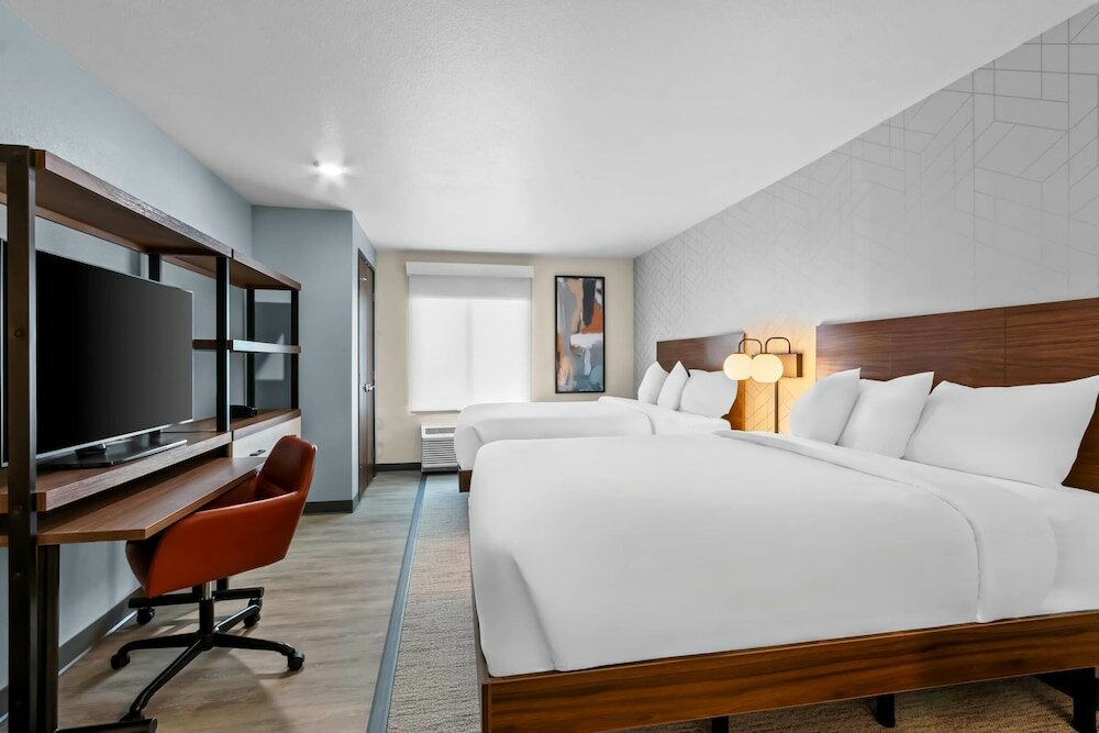 Фото Everhome Suites Chandler Phoenix Fashion Center