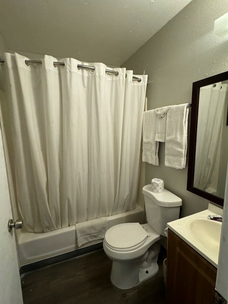 Фото El Cajon Inn & Suites