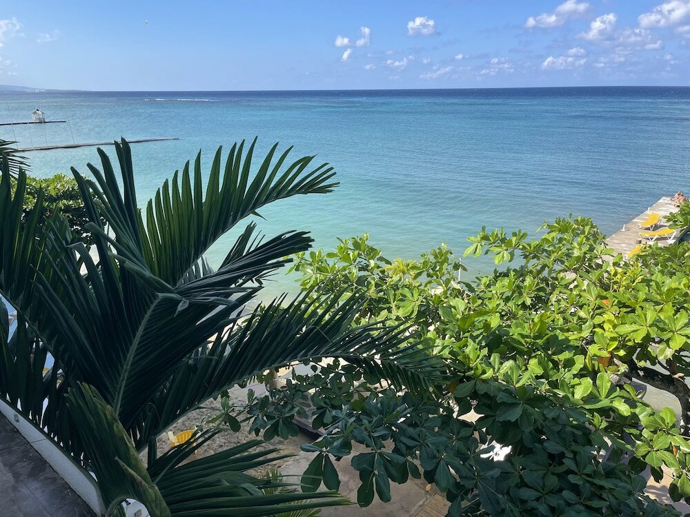 Фото Sand And Tan Beach Hotel