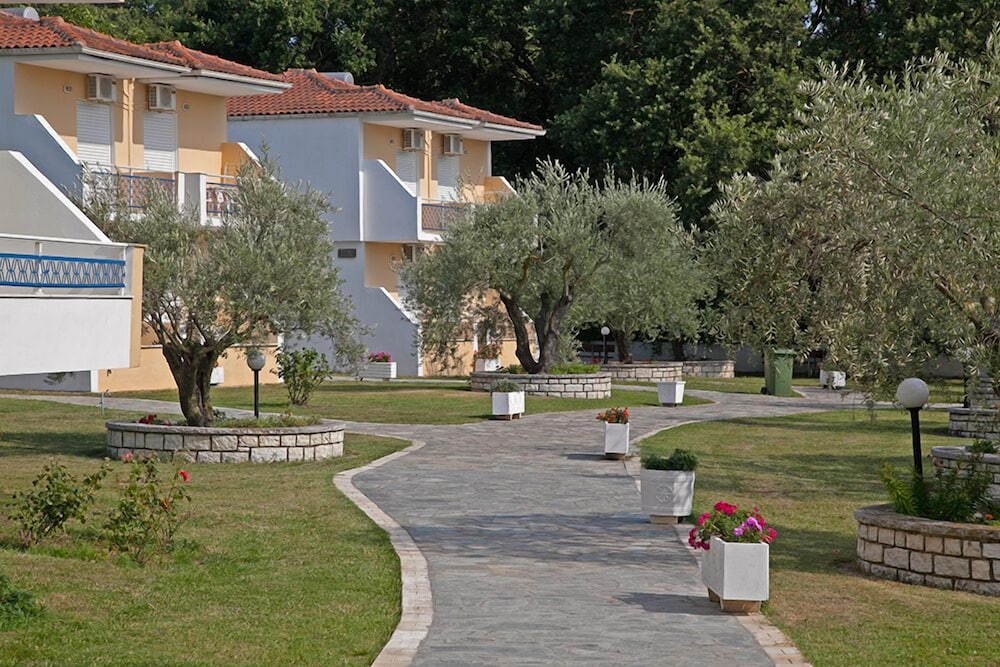 Фото Hotel Kanali