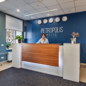 Фото Петрополис