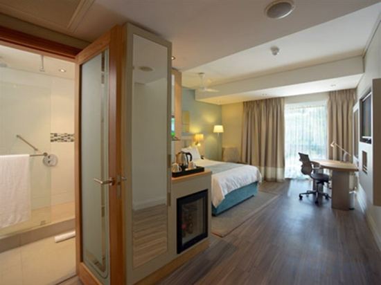 Фото Holiday Inn Mauritius Mon Tresor an Ihg Hotel