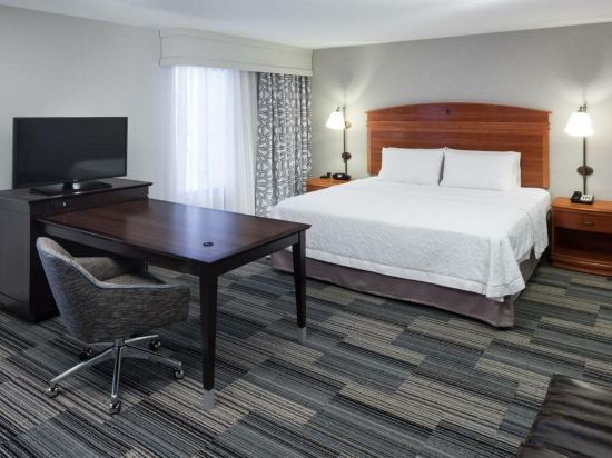 Фото Hampton Inn & Suites Tulare