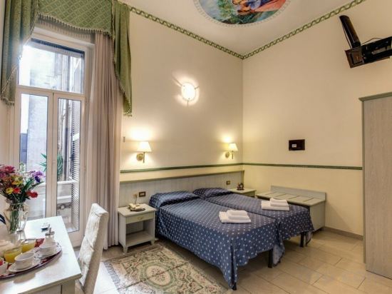 Фото Hotel Cambridge