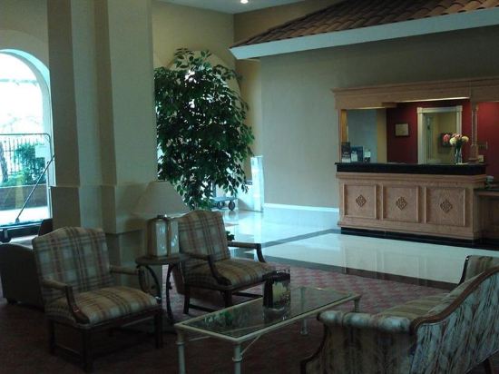 Фото Ramada by Wyndham Fresno North