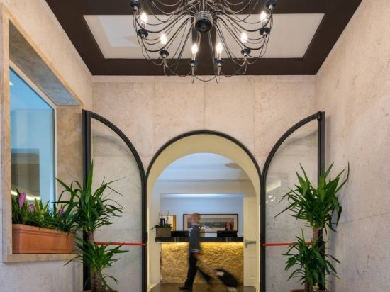 Фото Hotel Degli Artisti