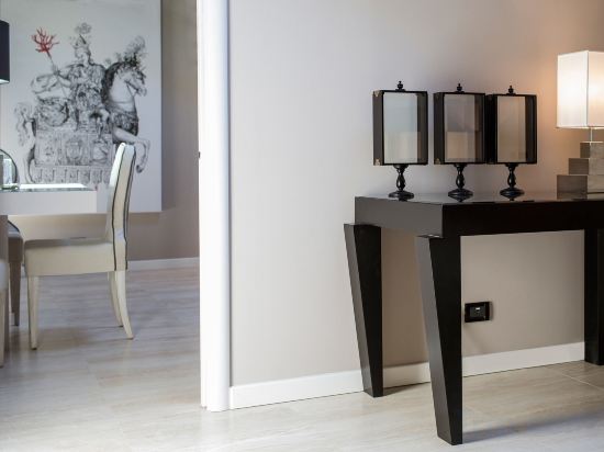 Фото Seven Historical Suites