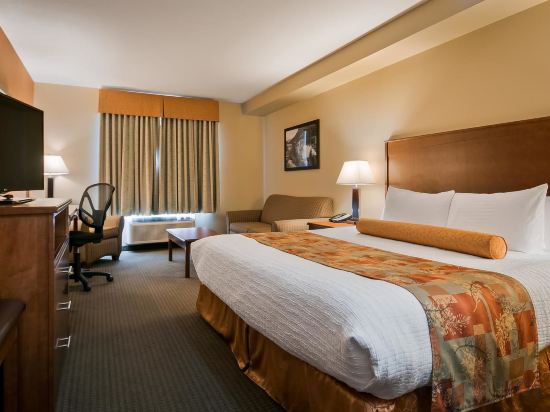 Фото Best Western Plus Service Inn & Suites