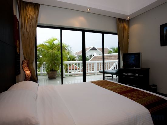 Фото Palm Grove Resort