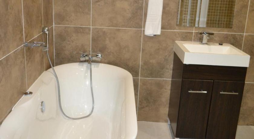 Фото Riviera Hotel