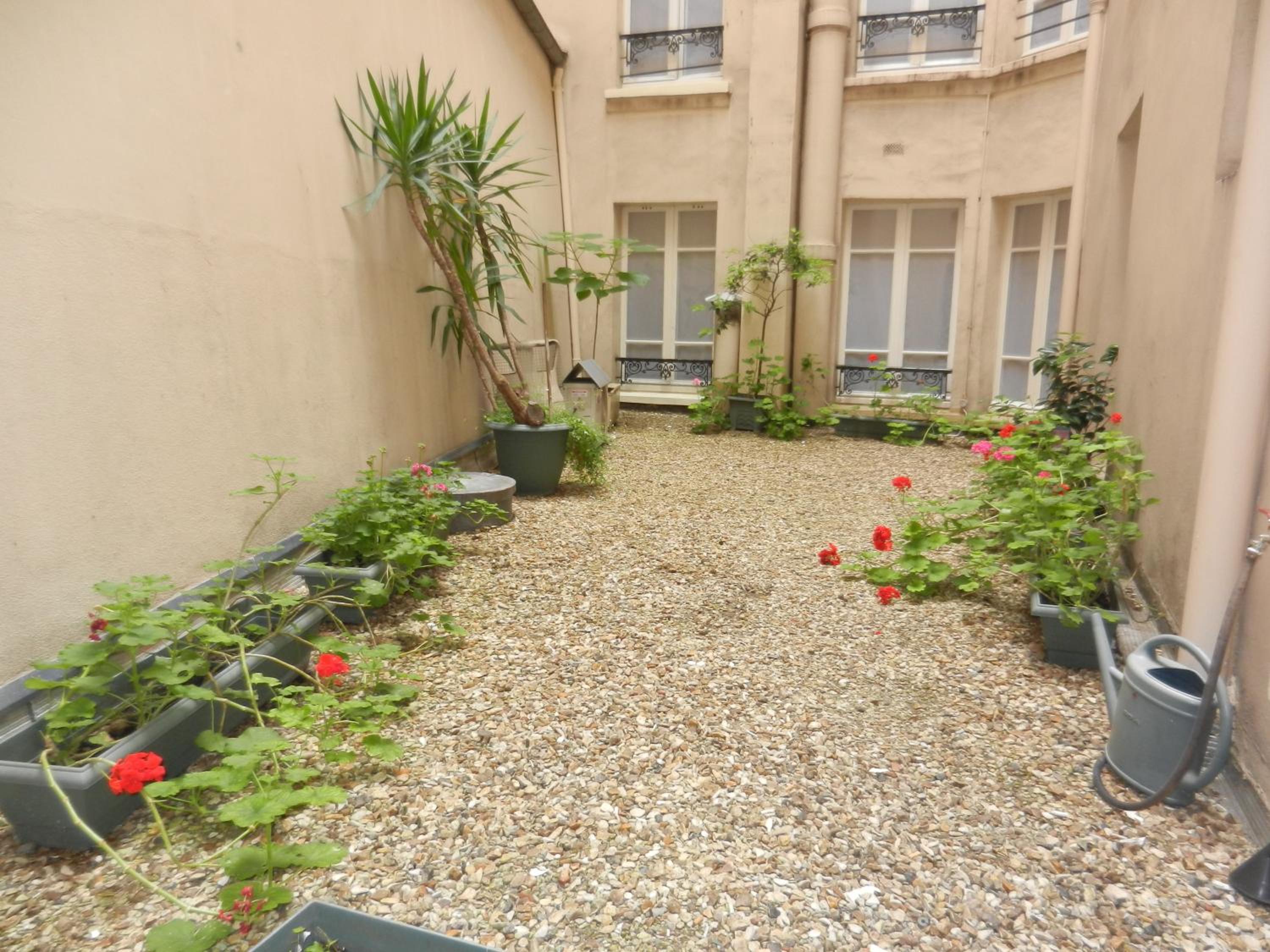 Фото Hôtel Du Pré