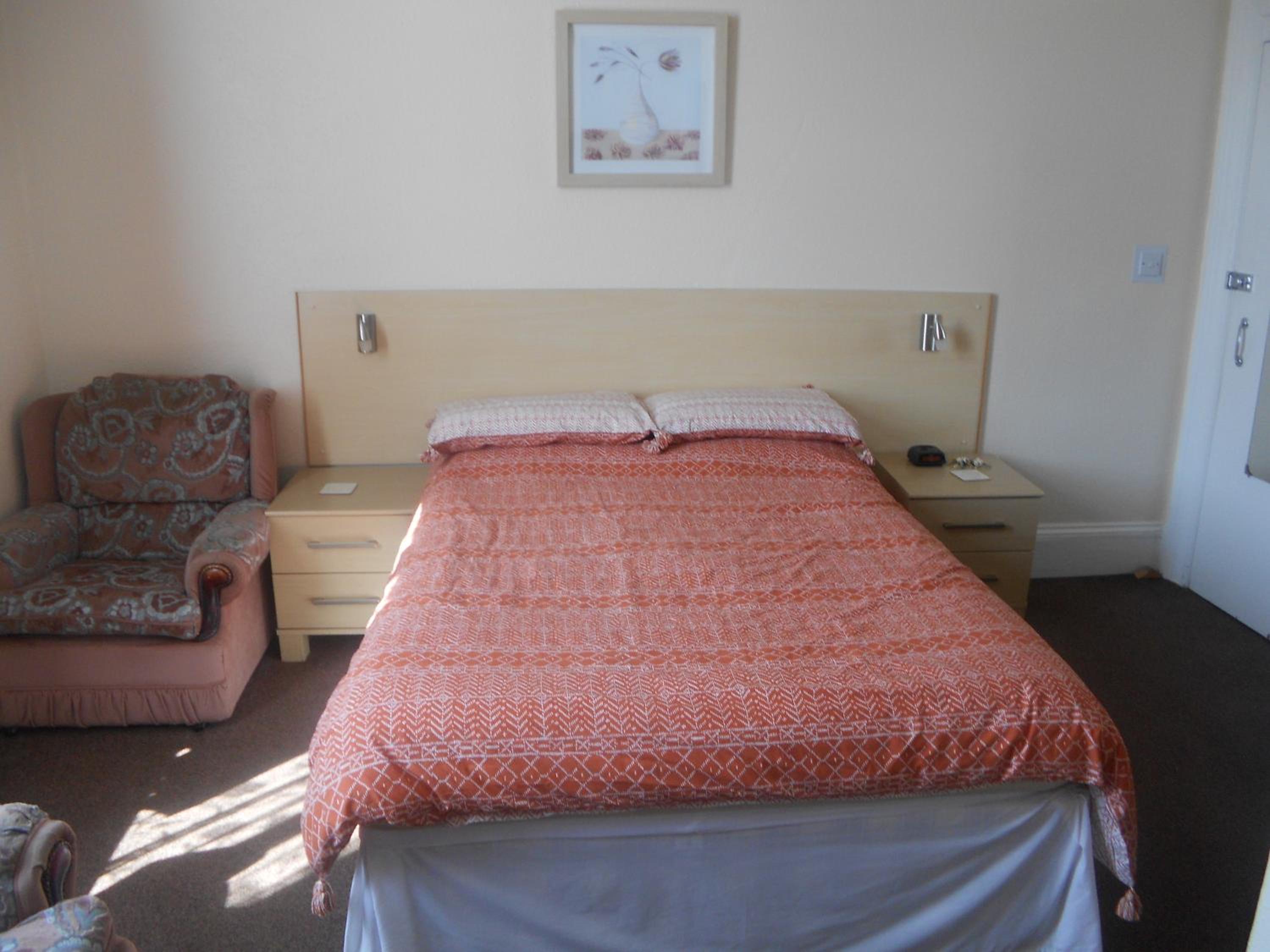 Фото St Annes Hotel