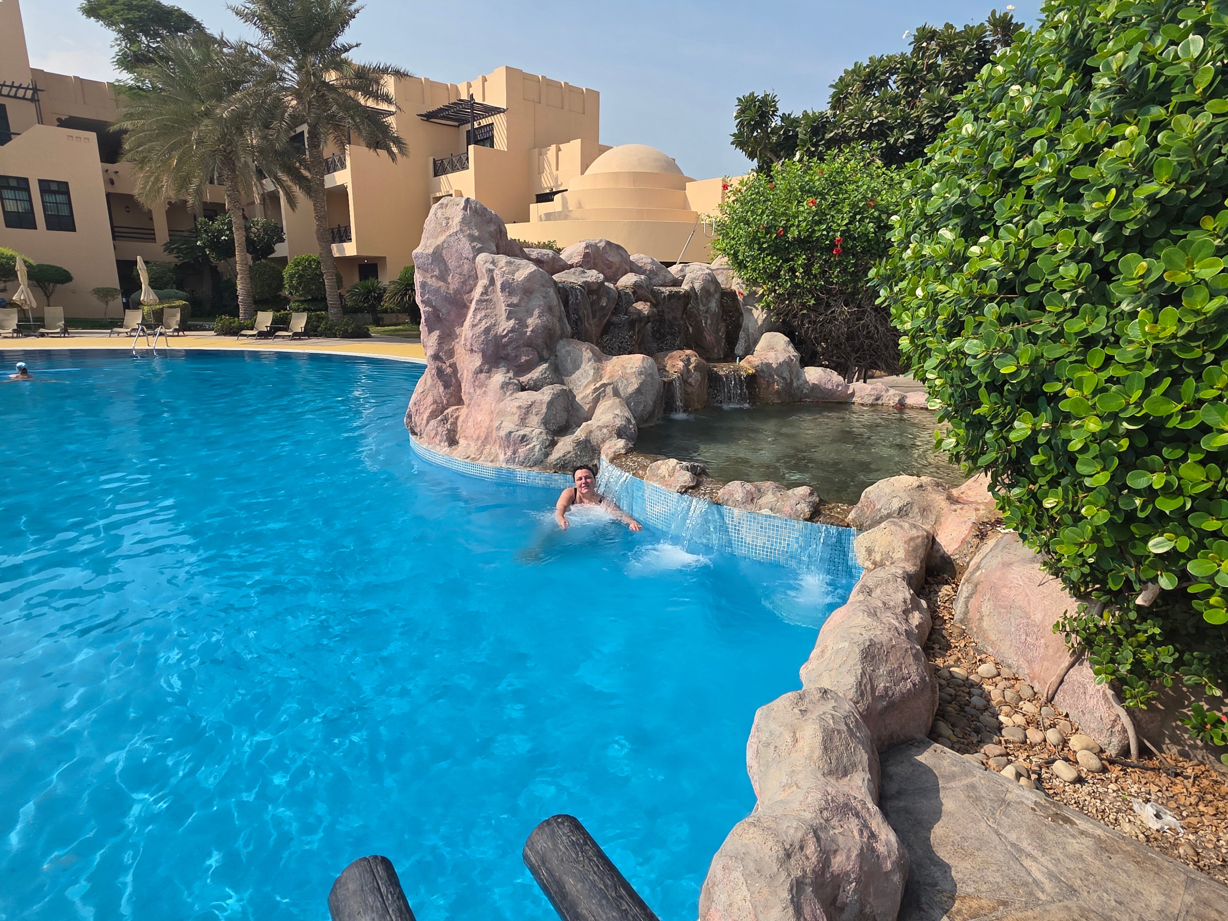 Фото Novotel Bahrain Al Dana Resort