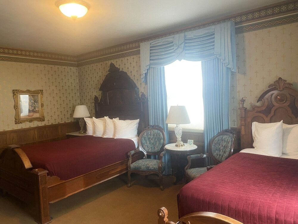 Фото Historic Strater Hotel