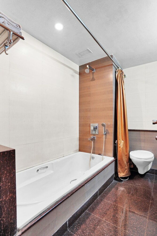 Фото Hotel Orchard Pune