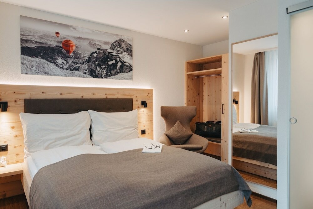 Фото 151514212812