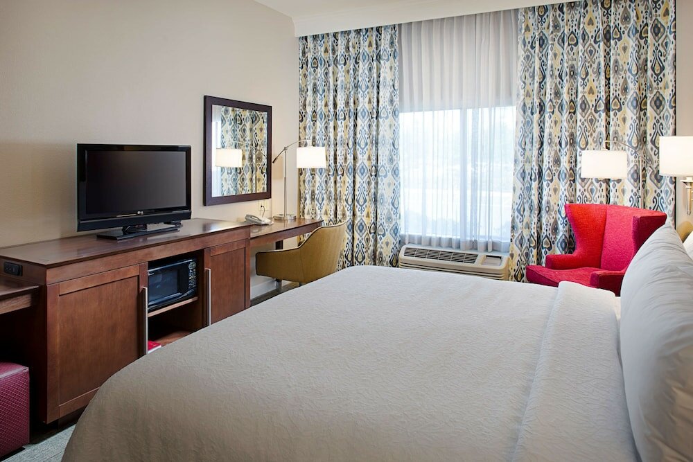 Фото Hampton Inn & Suites Palmdale