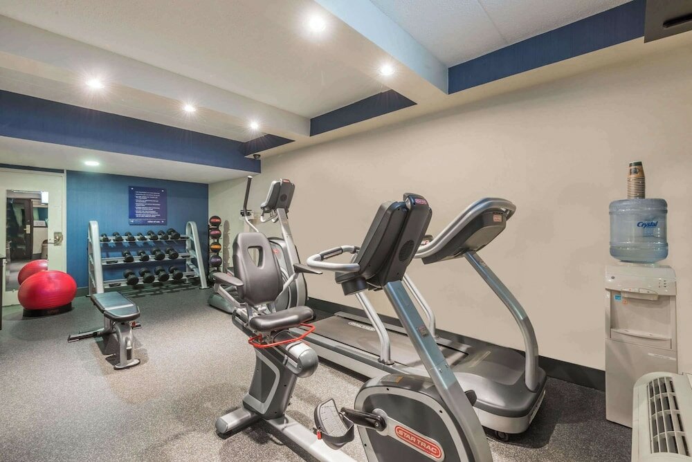 Фото Wingate by Wyndham Springfield