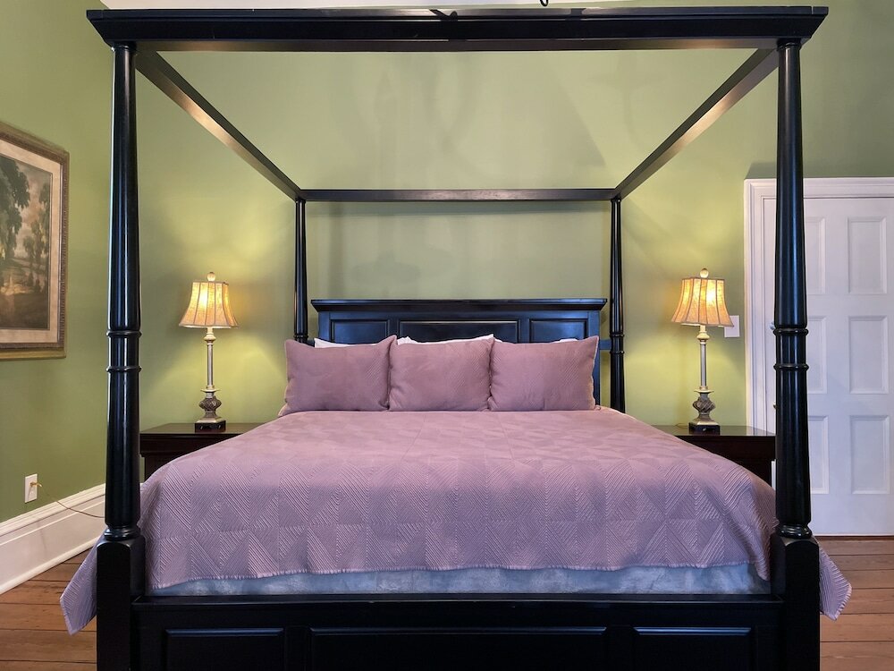 Фото 17Hundred90 Inn and Restaurant