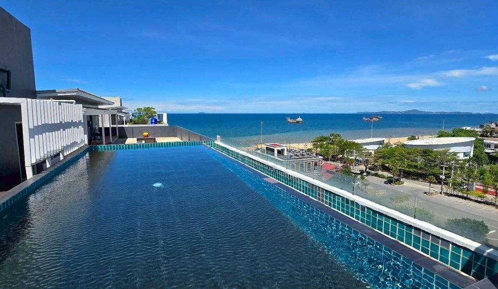 Фото D at Sea Hotel