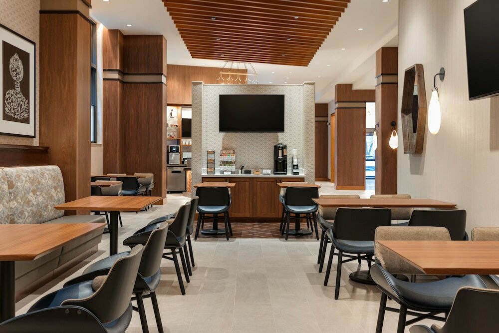 Фото Hyatt Place Houston Downtown