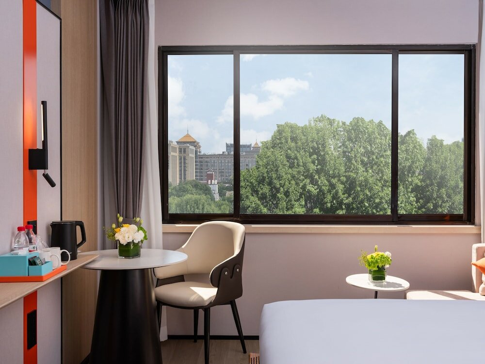 Фото Holiday Inn Express Beijing Downtown