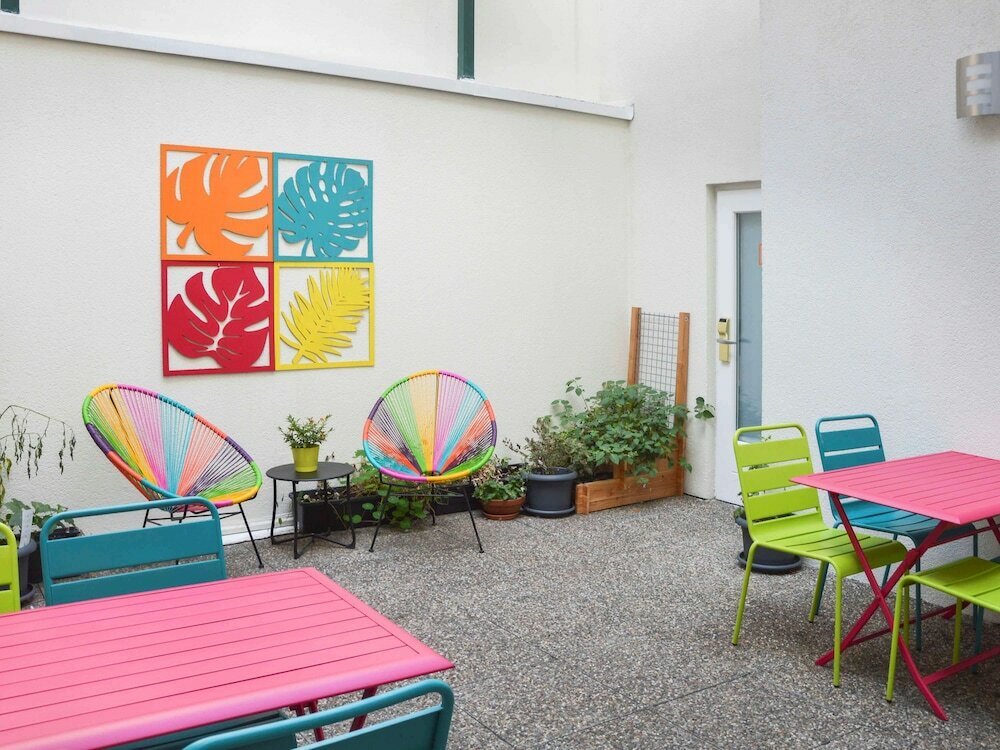 Фото Ibis Styles Luxembourg Centre Gare