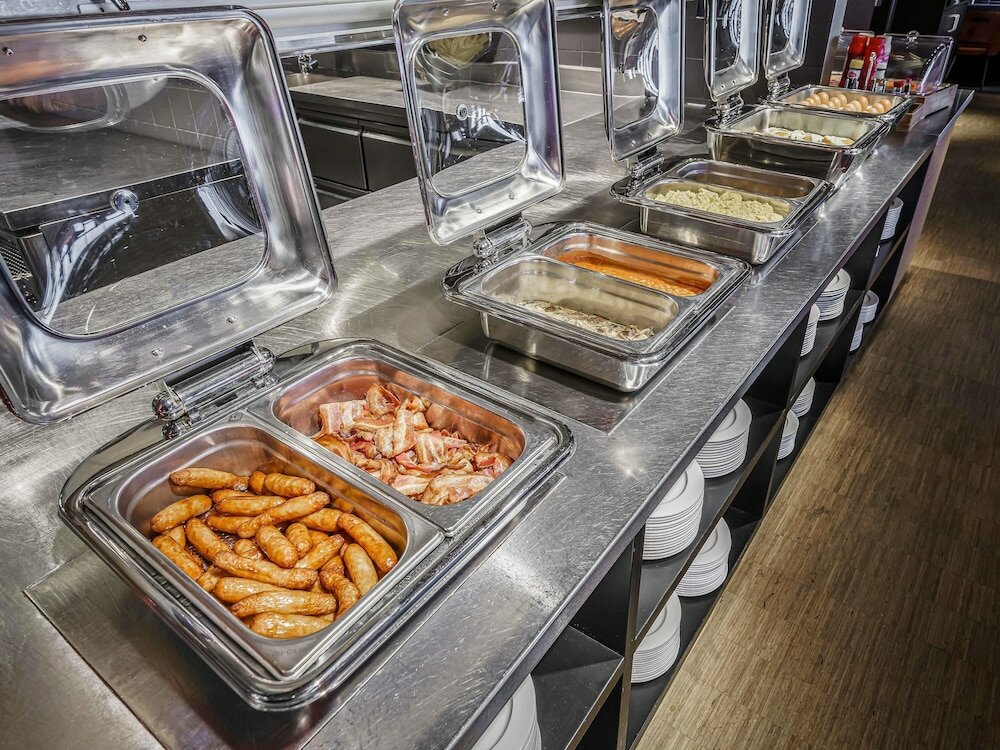 Фото Mercure Hotel Amsterdam Sloterdijk Station