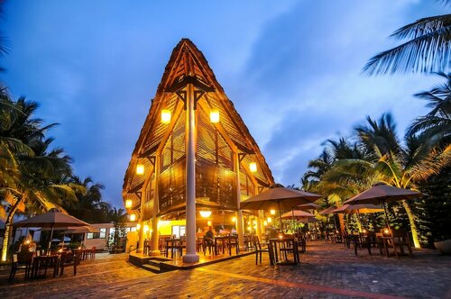 Гостиница Palm Garden Resort в Провинции Куангнам