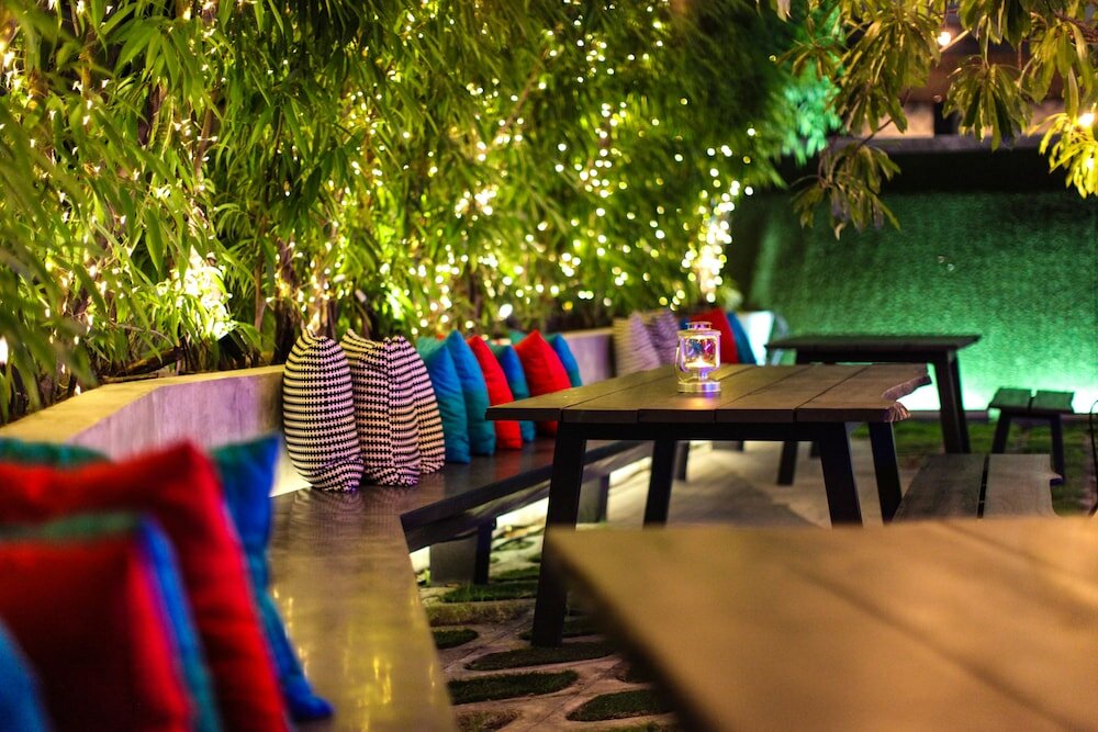 Фото Lit Bangkok Hotel