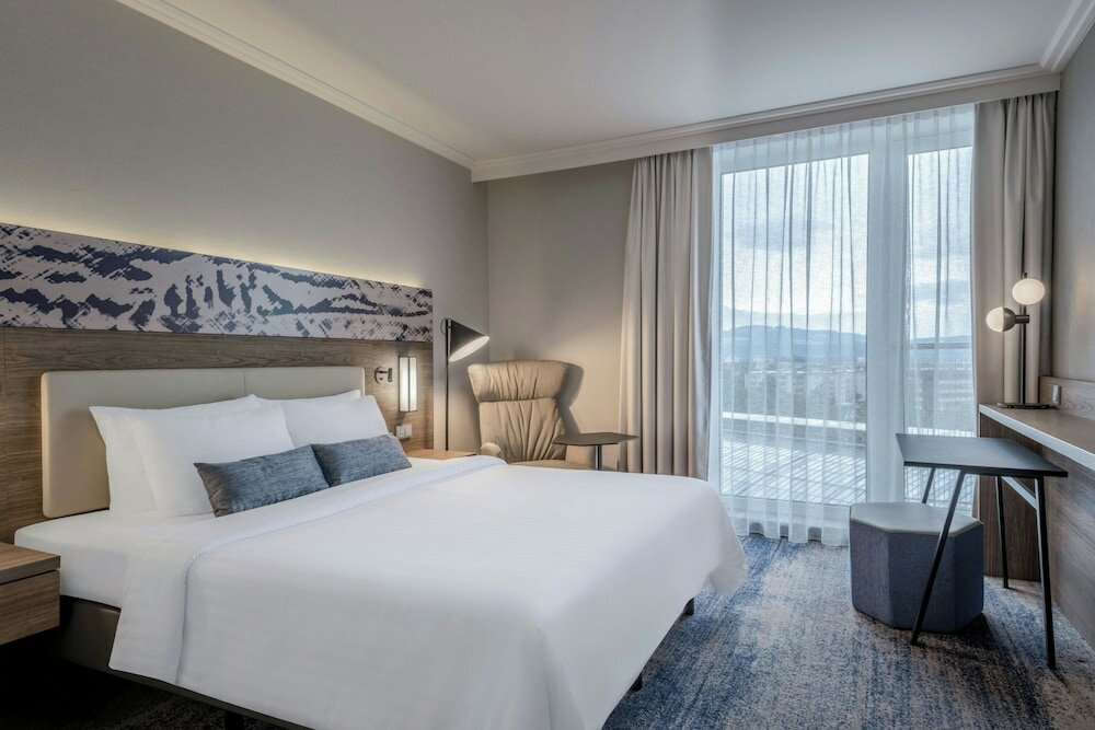 Фото Courtyard by Marriott Linz