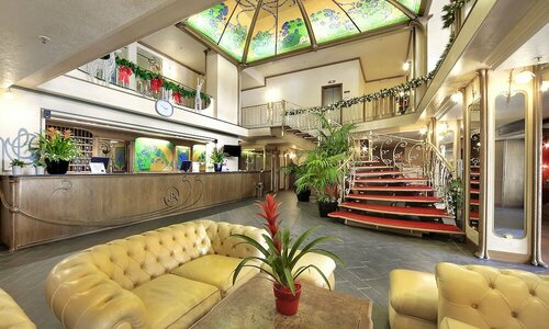 Внешний вид отеля Club Relais des Alpes в Пинцоле, фото 2