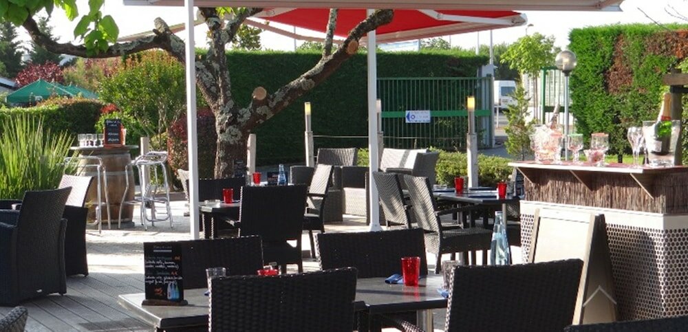 Фото The Originals City, Hôtel du Phare, Bordeaux Mérignac