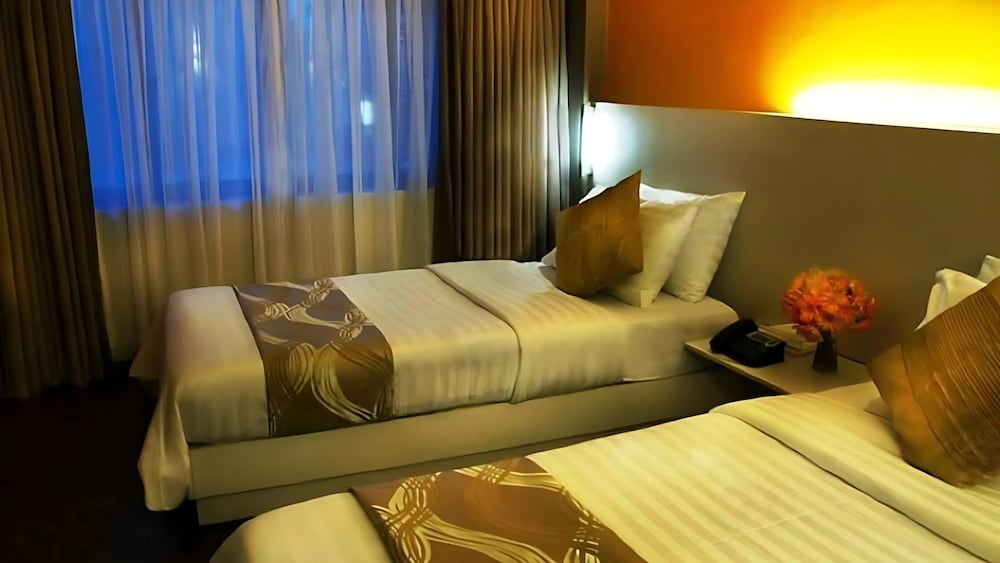 Фото Pillows Hotel