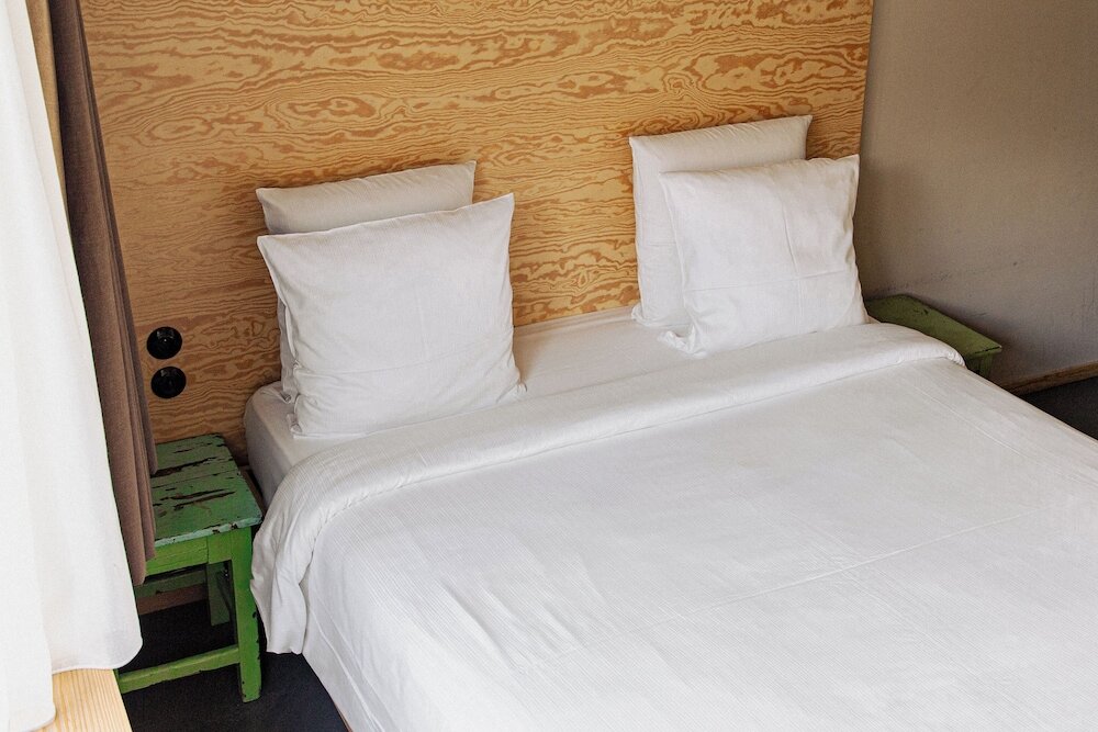 Фото Jam Hotel
