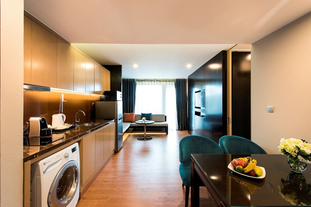 Фото Novotel Suites Hanoi