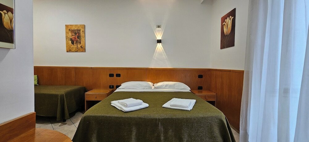 Фото Hotel Zara